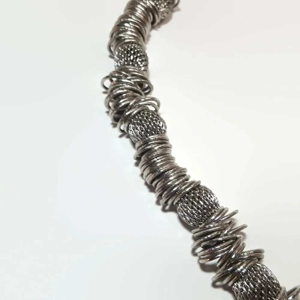 Silver Tone Chunky Bead Mesh Style Necklace